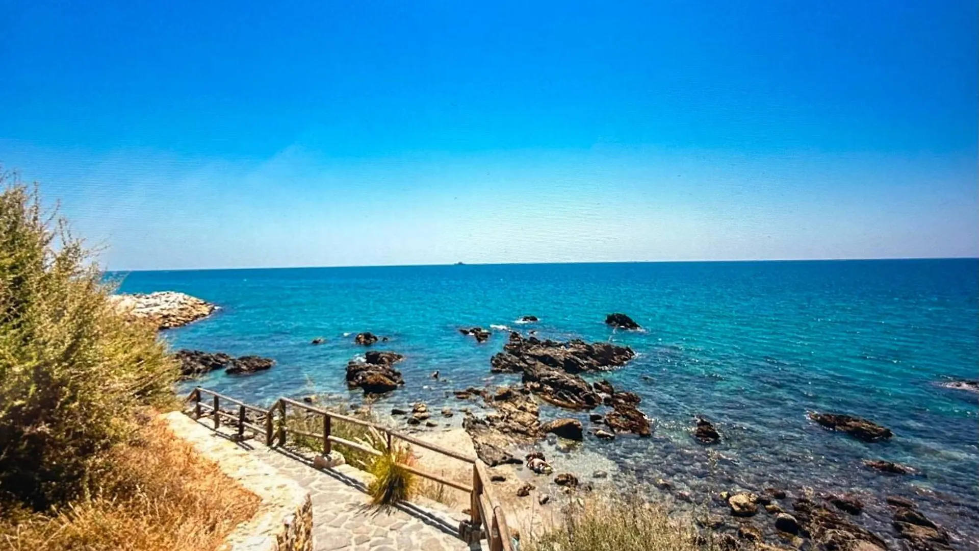 Sobre Del Mar Apartment Torremuelle